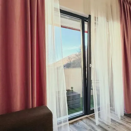 Tampa Mountain Nature Hideaway - Luxury Brasov