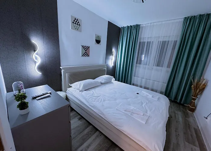 Tampa Mountain Nature Hideaway - Luxury アパート ブラショフ